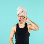 4 Skuteczne Sposoby Na To, Jak Usunąć Wodę Z Ucha